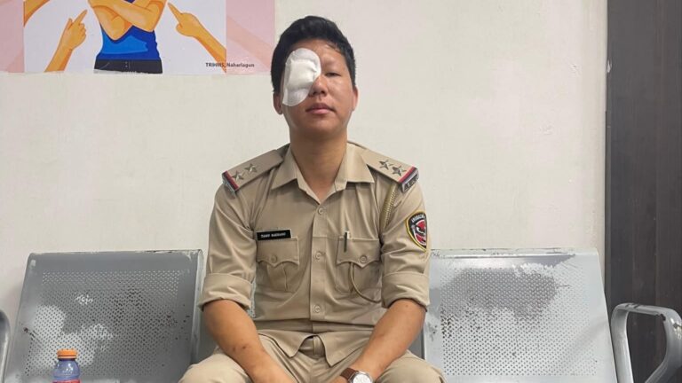 Brave Cop Injured in Bandh Violence: SI Tamo Bakhang Faces Possible Vision Loss After Stone-Pelting Attack